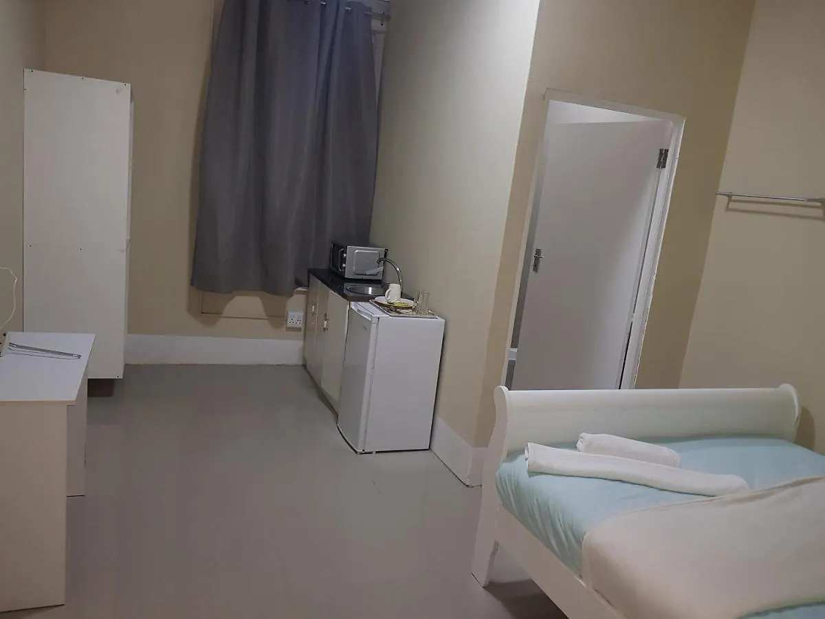 Helpful Lodge Κέιπ Τάουν Νότια Αφρική